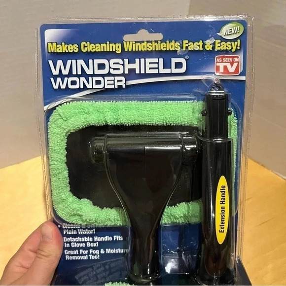 Telebrands Windshield Wonder Microfiber Long Handled Cleaning Tool - Picture 2 of 8